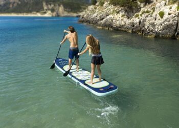 stand up paddle board